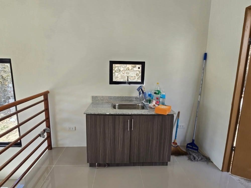 Brand New Single Detached House FOR RENT in Minglanilla - photo 3