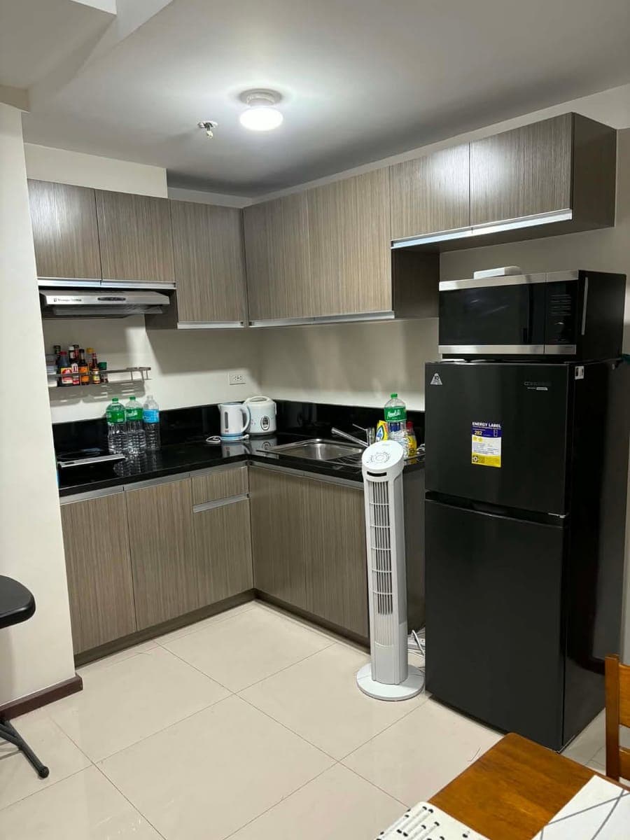 FOR RENT: 1 Bedroom at Galleria Residences- pet friendly 🐶 - photo 3