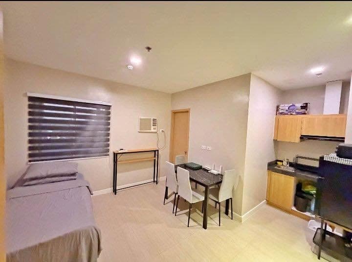 FOR RENT: Studio Unit – Hyde Tower, Cebu Park Residences - photo 2