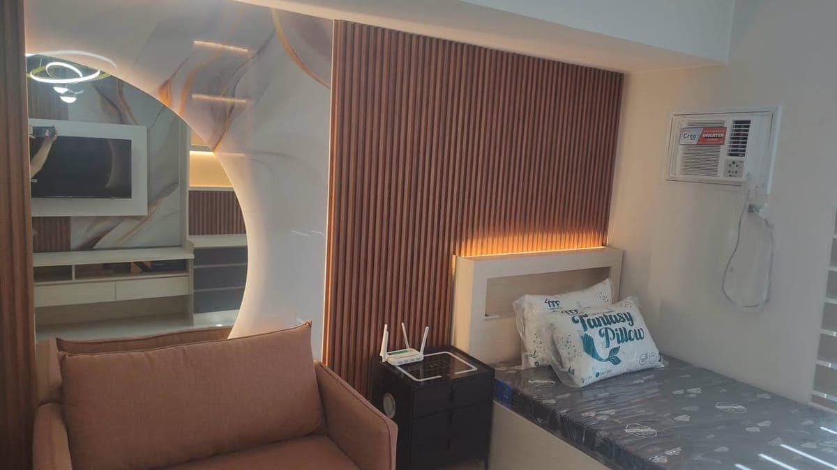 🏢 FOR RENT | Fully Furnished Studio Unit @ J Tower Residences - photo 3