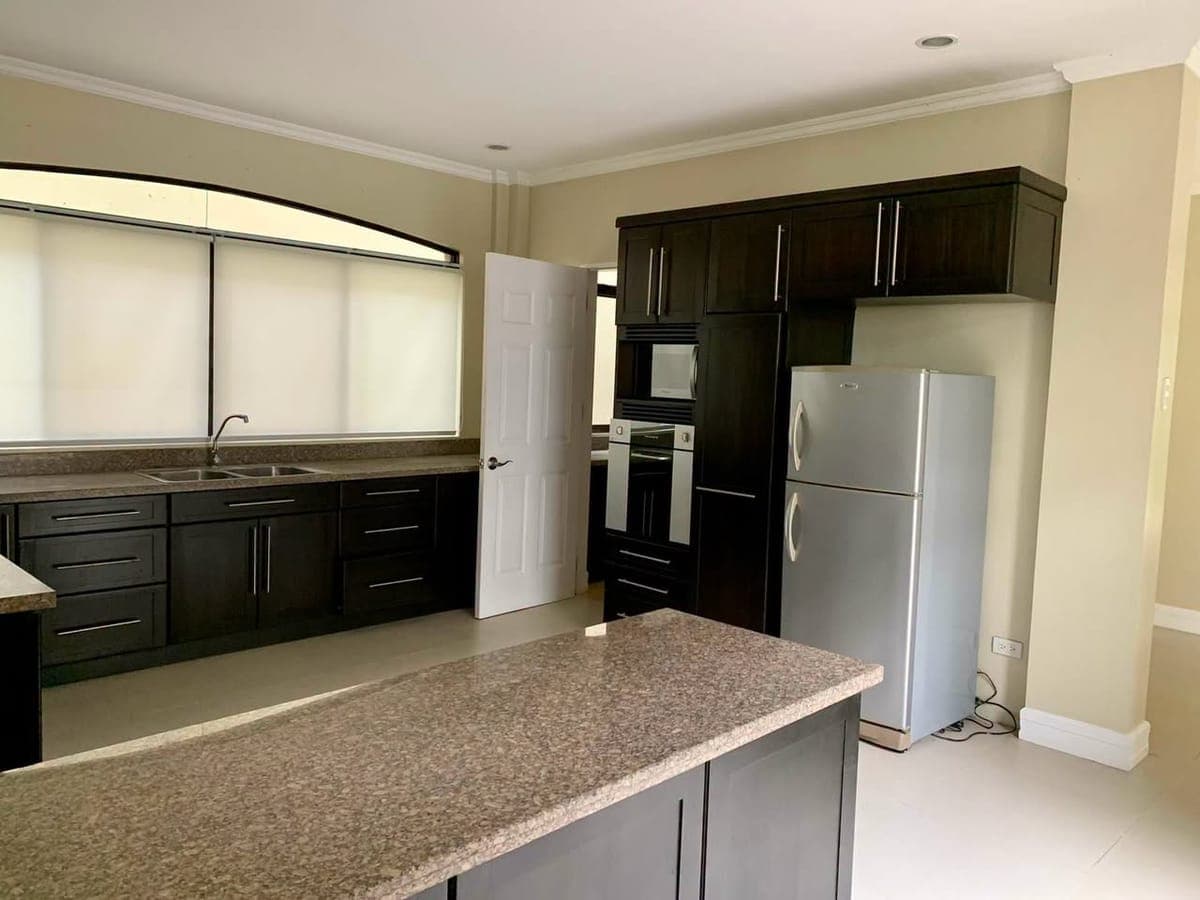 ‼️FOR RENT‼️🏠SEMI FURNISHED HOUSE IN MARIA LUISA ESTATE PARK BANILAD CEBU CITY🏠0️⃣9️⃣4️⃣5️⃣1️⃣4️⃣0️⃣9️⃣9️⃣2️⃣0️⃣ - photo 4