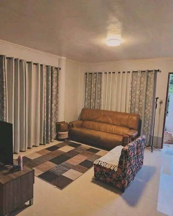 2 storey townhouse for Rent - photo 3