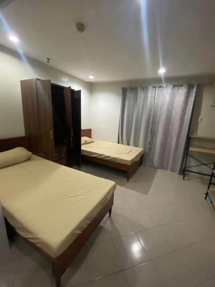 🏢✨ FOR RENT: Furnished Studio Unit with Balcony ✨🏢 - photo 2