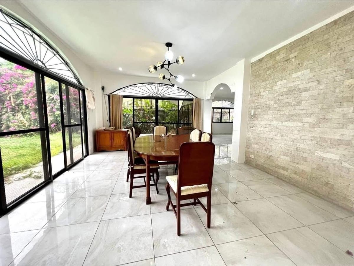 House for Rent in Maria Luisa, Banilad Cebu City. - photo 3