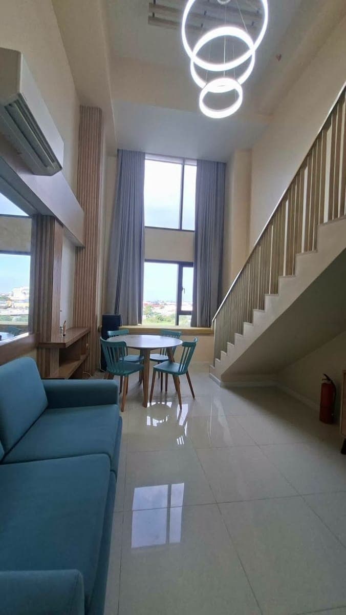 FOR RENT | 1BR Loft at Mandani Bay Suites 🌊 - photo 1