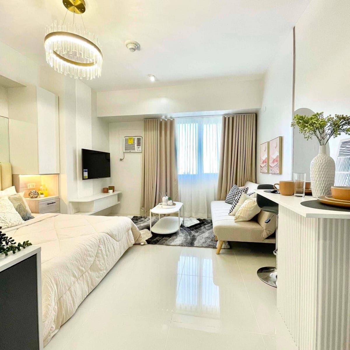 Taft East Gate Condominium - photo 3