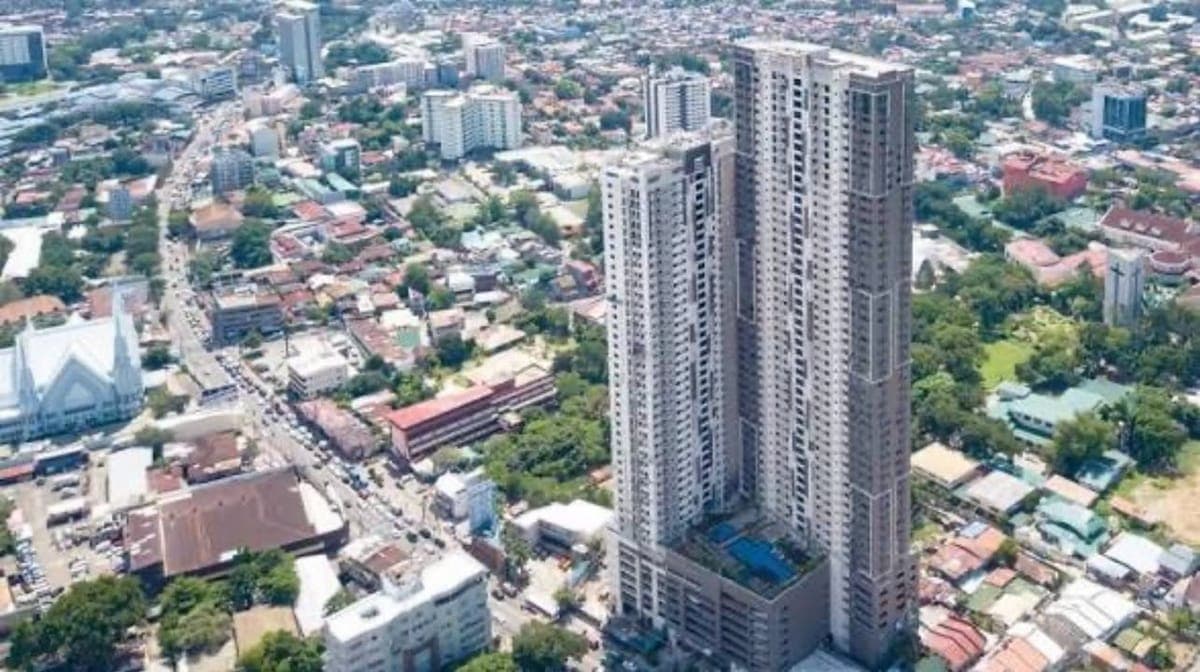 🌿 FOR RENT - Fully Furnished Studio Unit at Horizon 101 –  @ 23,000/month (Inclusive of Condo Dues) - photo 1
