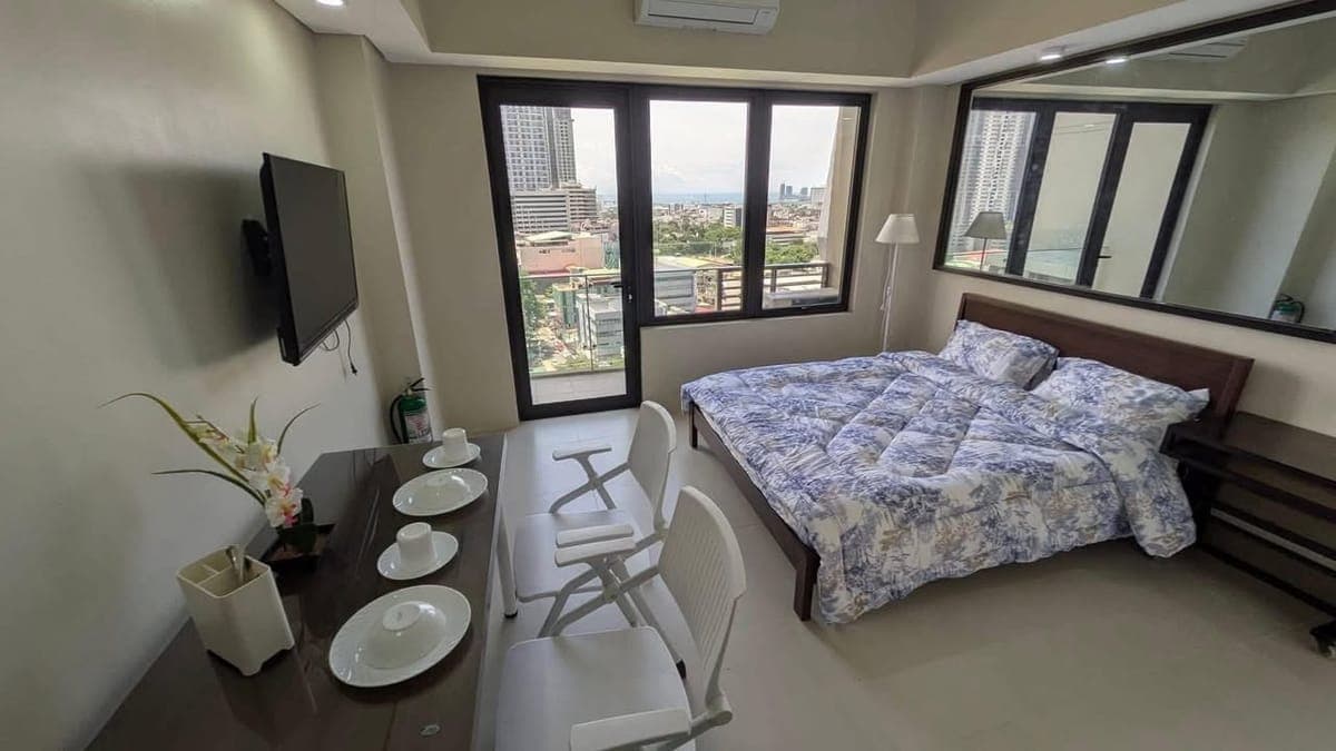 FOR LEASE: Furnished Studio in Baseline Prestige (Near Cebu Doctor’s Hospital and Chonghua Hospital) - photo 3