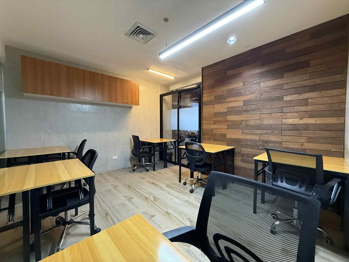 📍 Cebu IT Park Office | 6-Seater Private Office - photo 1
