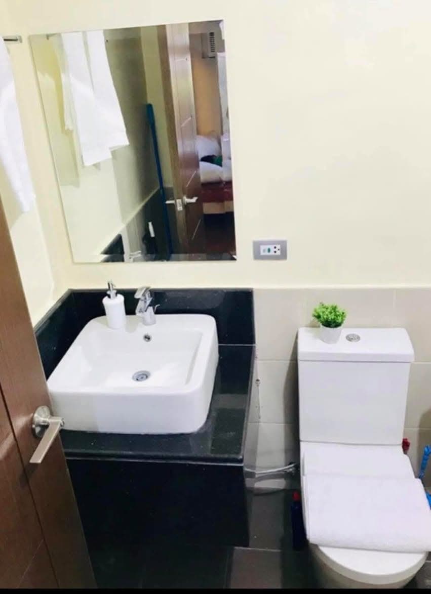FOR RENT: Fully Furnished 1 Bedroom Unit – Azalea Place - photo 5