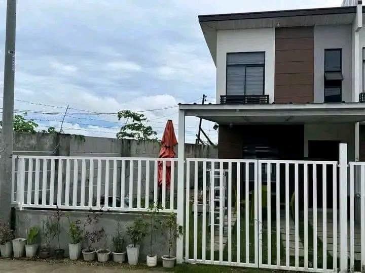 🏡🔥 𝐌𝐎𝐕𝐄-𝐈𝐍 𝐑𝐄𝐀𝐃𝐘 𝟑𝐁𝐑 𝐅𝐔𝐋𝐋𝐘 𝐅𝐔𝐑𝐍𝐈𝐒𝐇𝐄𝐃 𝐇𝐎𝐔𝐒𝐄 | 𝐏𝐀𝐑𝐊𝐈𝐍𝐆 | ₱𝟐... - photo 1