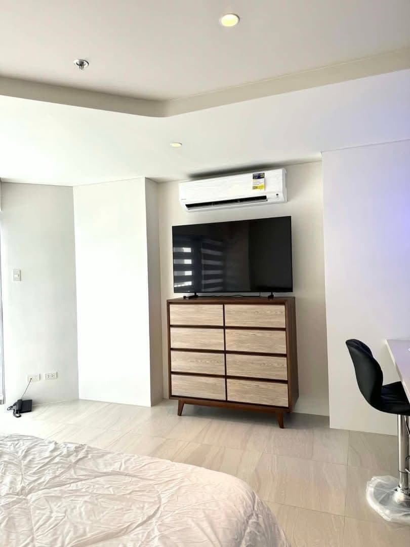 Studio apartment for rent or sale at Tower E with sea view | Cebu City, Central Visayas - photo 3