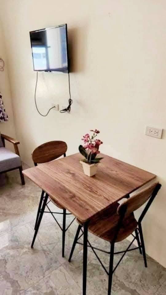 👉18K Furnished Condo Studio for Rent in LA Guardia Flats 2 Lahug with Balcony Walking Distance to USPF, JY & IT Park - photo 5