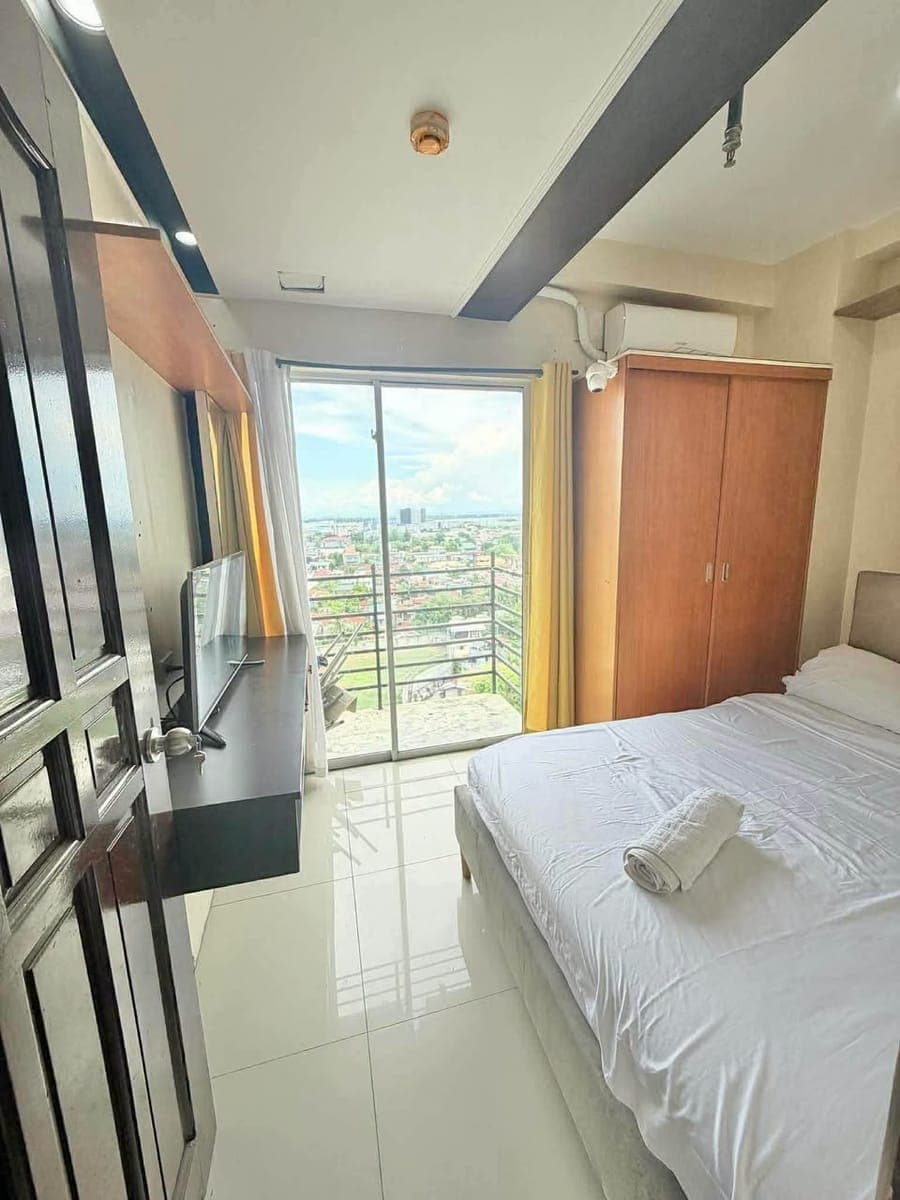 FOR RENT (near ayala mall 2mins) - photo 5