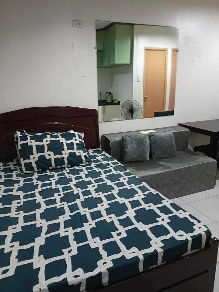 DL: La Guardia Flats 1 condo for rent - photo 1