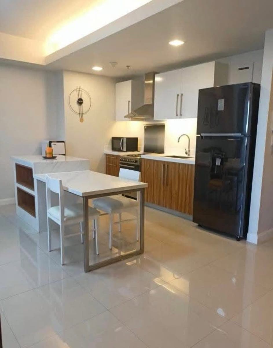 FOR RENT 1 BEDROOM CONDO UNIT FULLY FURNISHED IN ALCOVES, BUSINESS PARK, CEBU CITY - photo 2