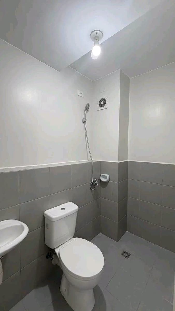 Description - photo 4