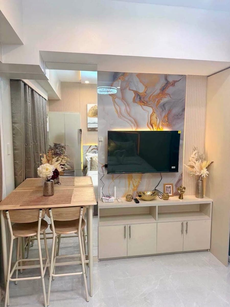 FOR RENT: Studio Unit with Balcony – Mivela Garden Residences - photo 2