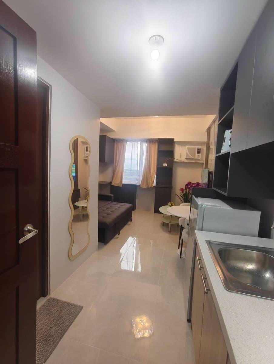 🏡 Studio Type Condo for Rent 🤗 1st Renter - photo 2