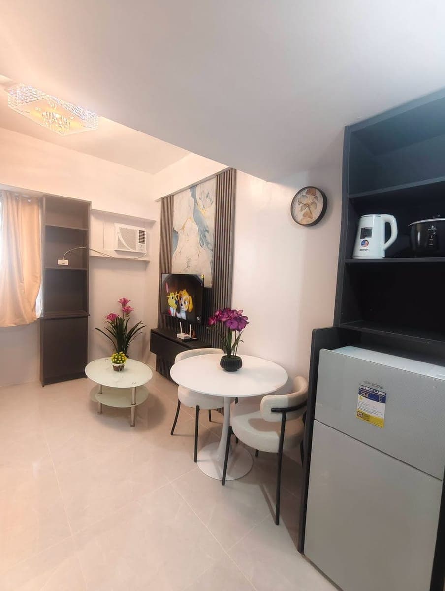 🏡 Studio Type Condo for Rent 🤗 1st Renter - photo 3