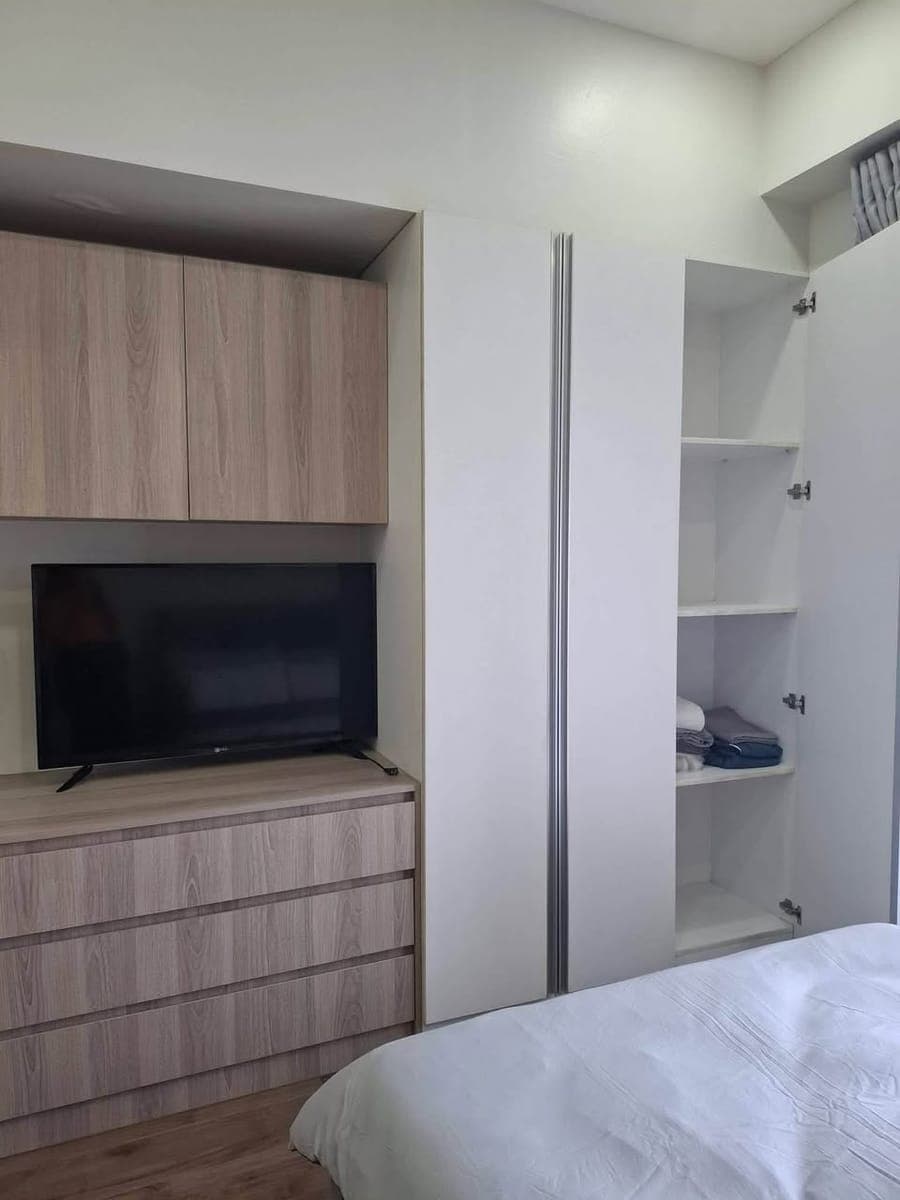 👉For Rent Studio Unit with Balcony in Grand Residences North Tower A - photo 2