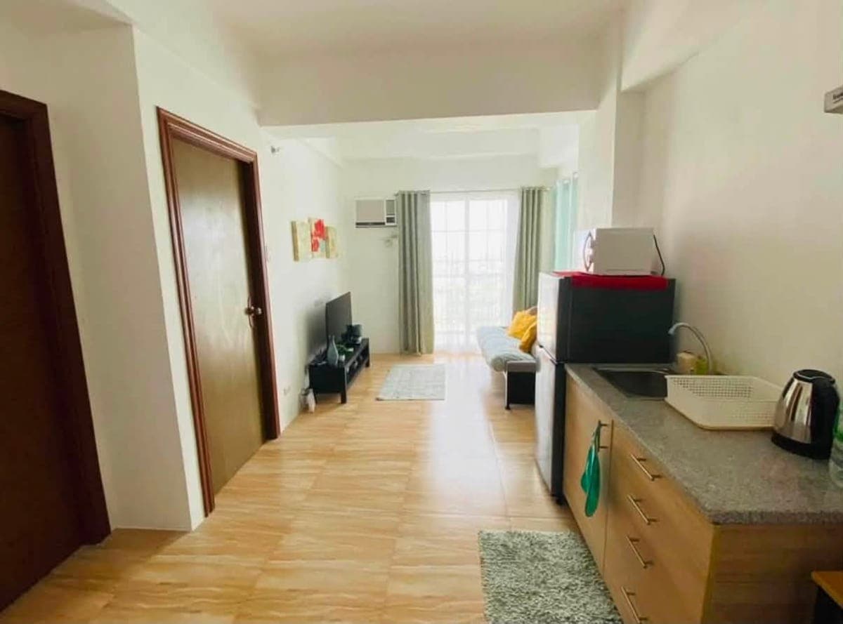1-bedroom furnished condo unit in AppleOne Banawa Heights located in Good Shepherd Road, Banawa, Cebu City. - photo 3