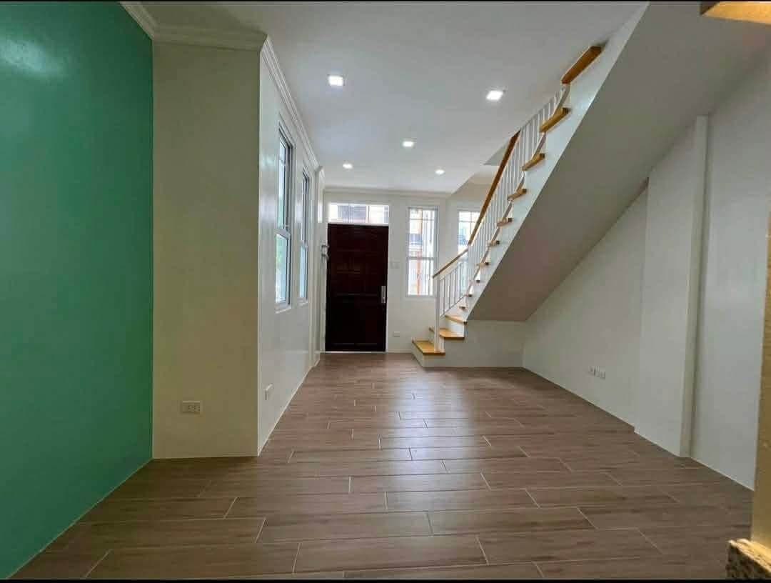 FOR RENT: Brand New & Newly Turned over TOWNHOUSE - photo 3