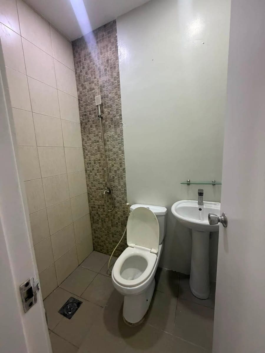 Townhouse for Rent Banawa Cebu - photo 4