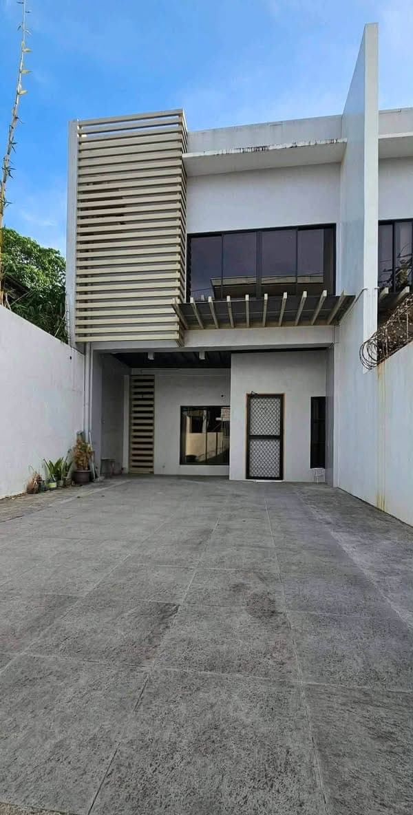 FOR RENT - photo 1