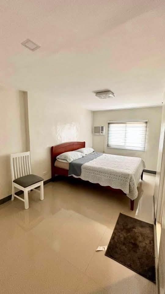 🏡 Modern House for Rent – Only ₱20,000/Month ⭐ FREE Internet! - photo 3