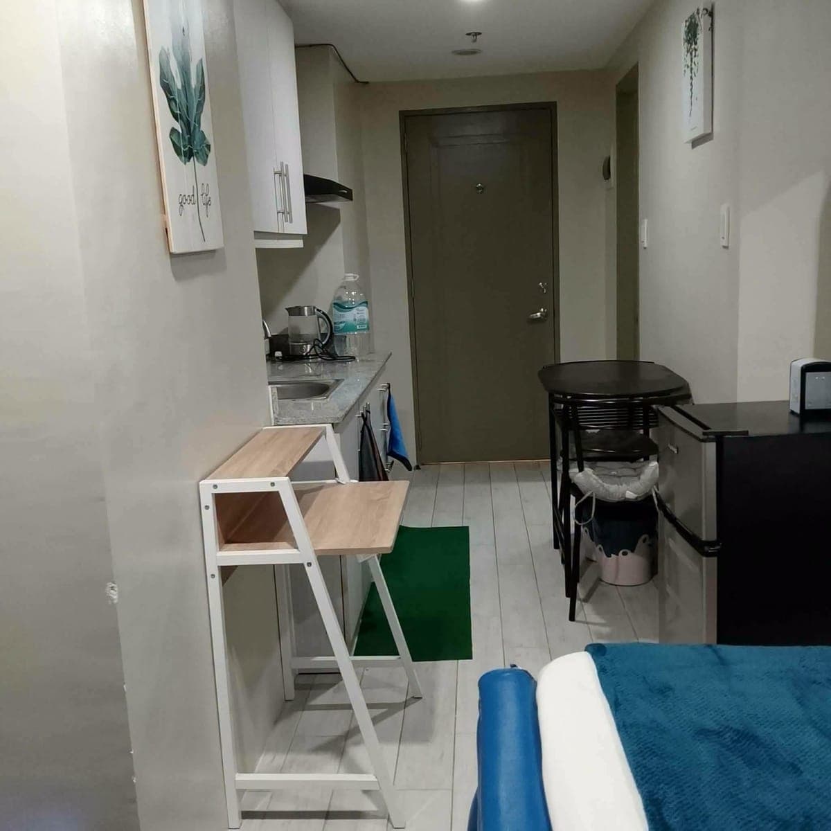 FOR RENT: Fully Furnished Studio Unit with Balcony – Cityscape Grand Tower - photo 2