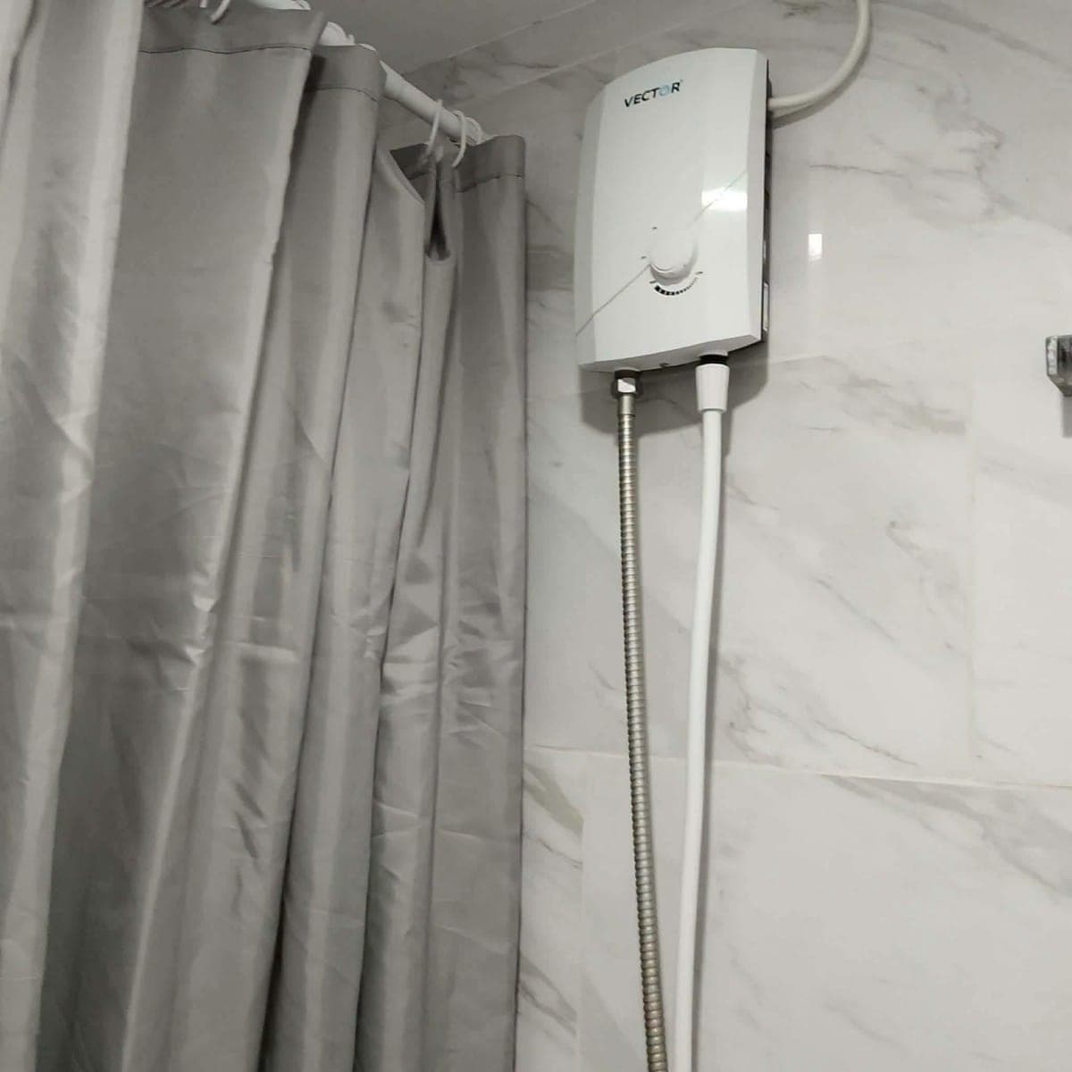 FOR RENT: Fully Furnished Studio Unit with Balcony – Cityscape Grand Tower - photo 4