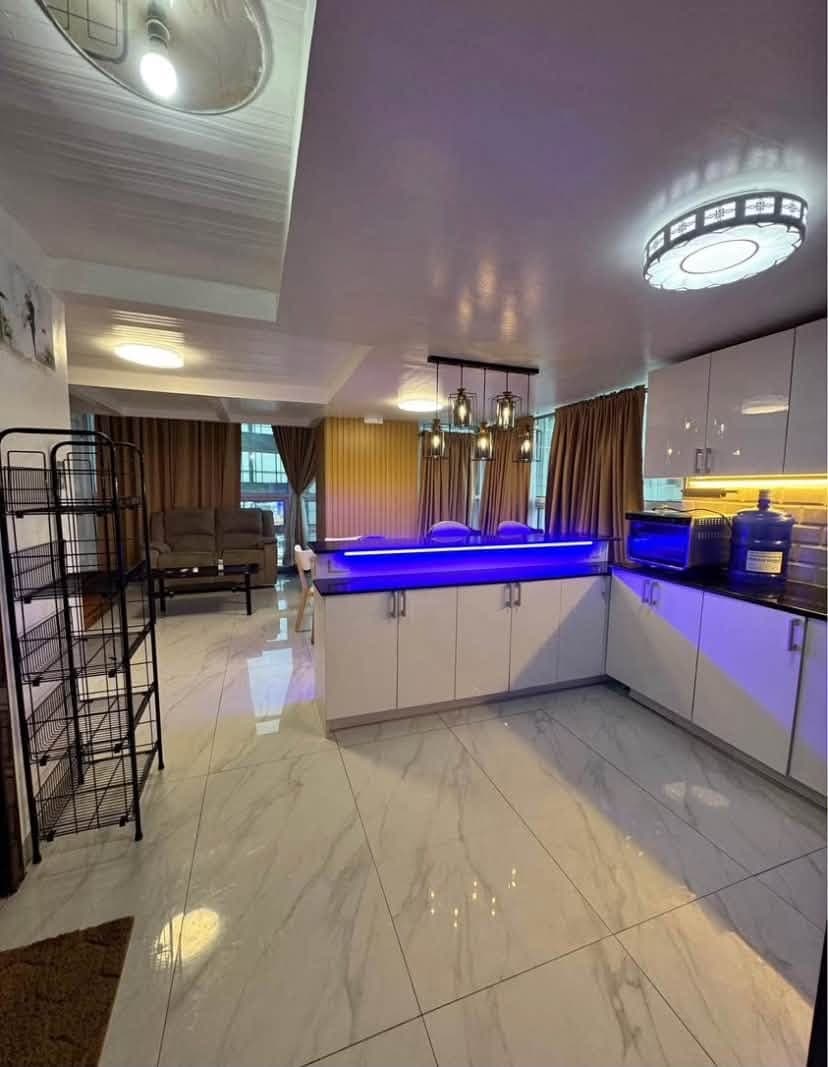 Direct Listing! - photo 3