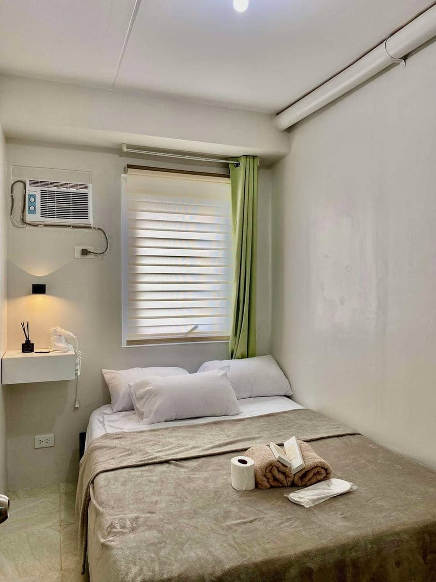 2 Bedroom Condo Unit for Rent in Urban Deca Banilad, Mandaue City, Cebu! - photo 3