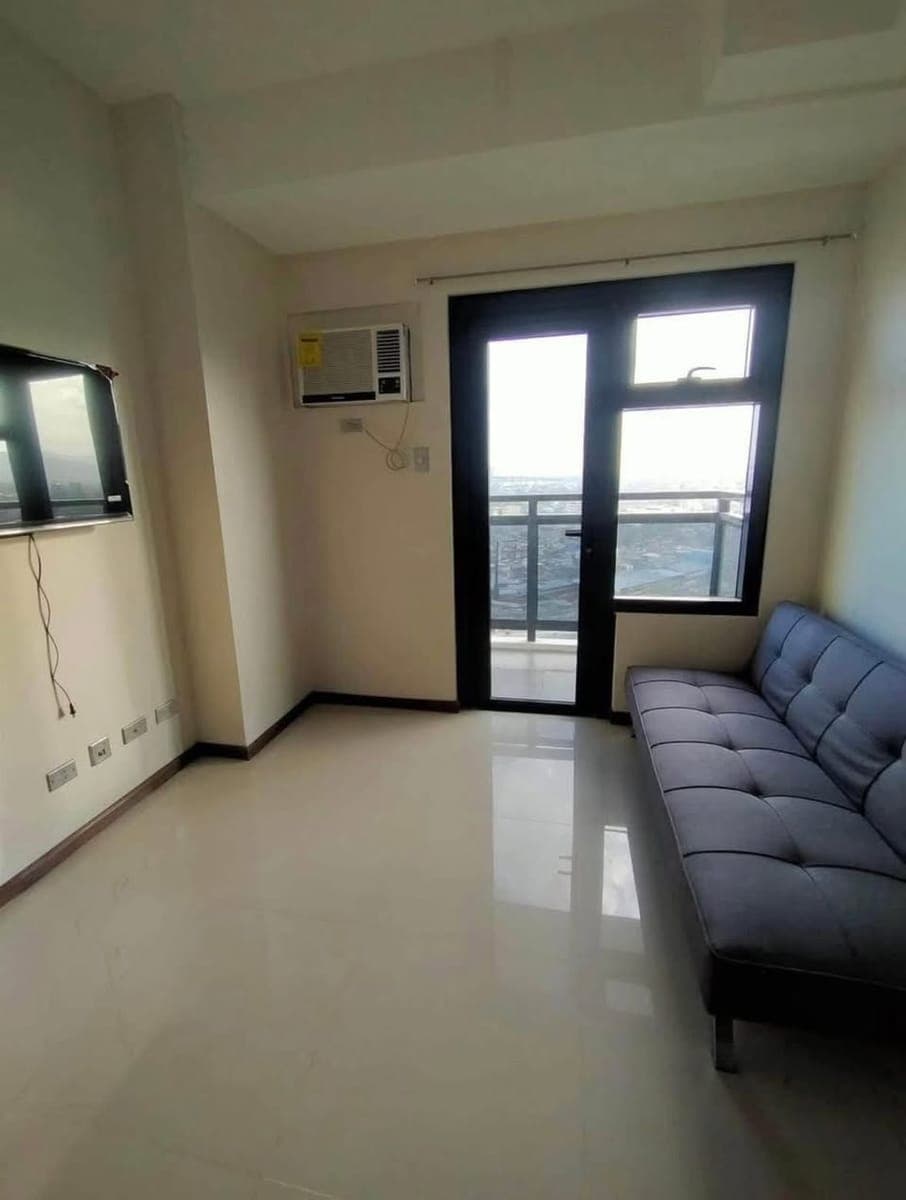 **FOR RENT: 1-Bedroom Unit – Robinsons Galleria Residences Cebu ** - photo 2