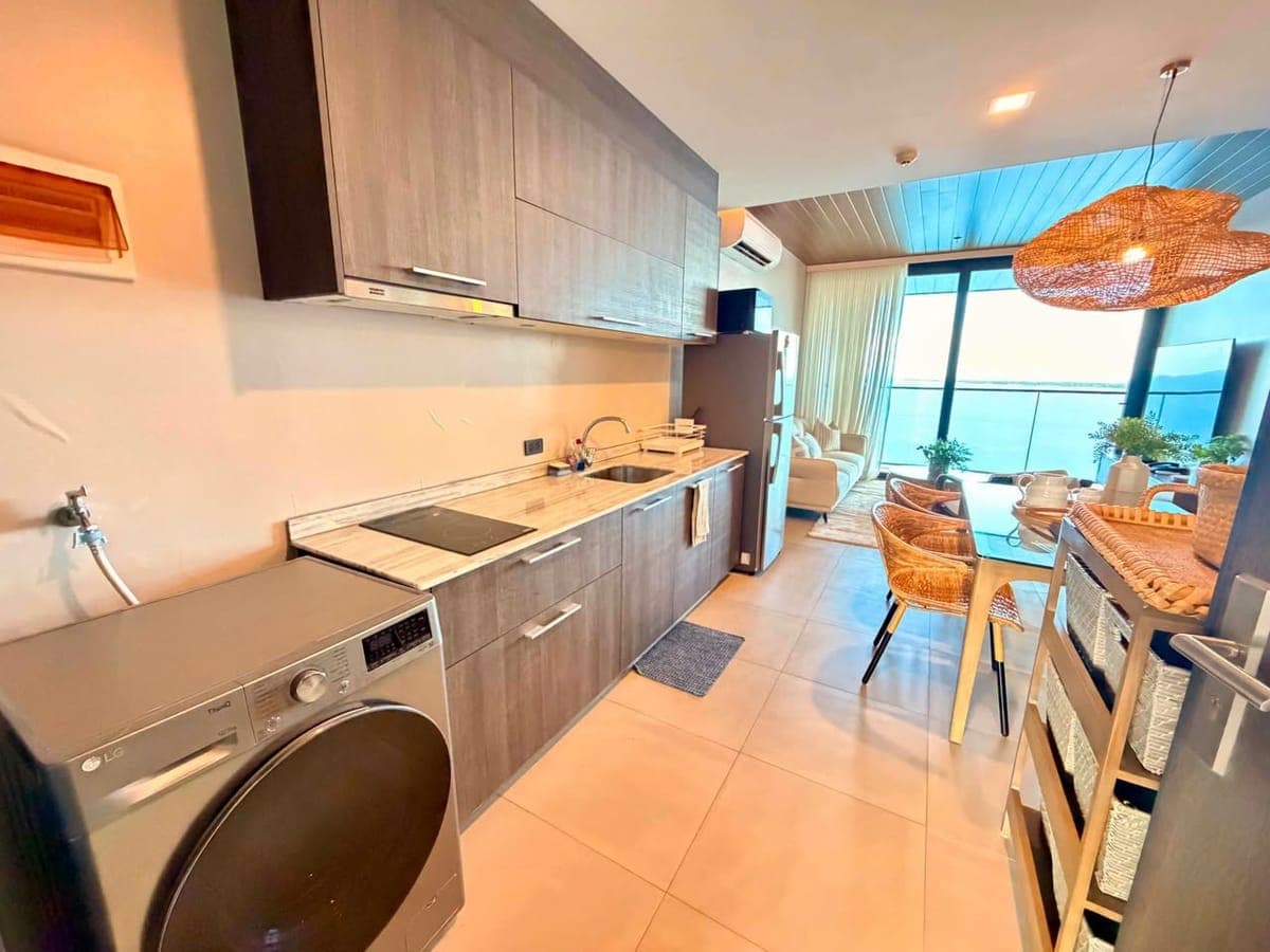 💯For Rent or Sale: Elegantly Furnished 1 Bedroom unit in The Reef with Stunning Oceanview❗ - photo 1