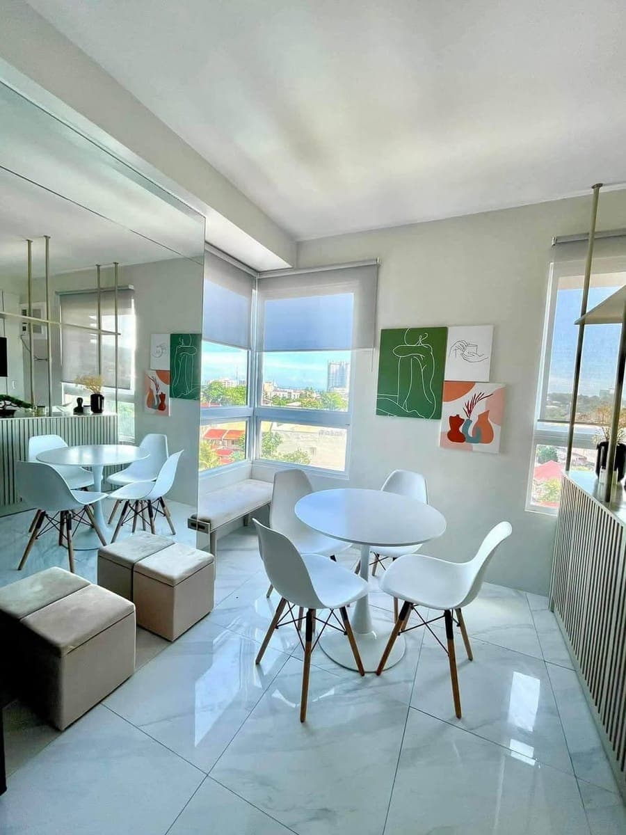 Near Capitol along the Rd Studio Corner unit for rent very Accessible Near Fuente and Vicente Sotto - photo 2