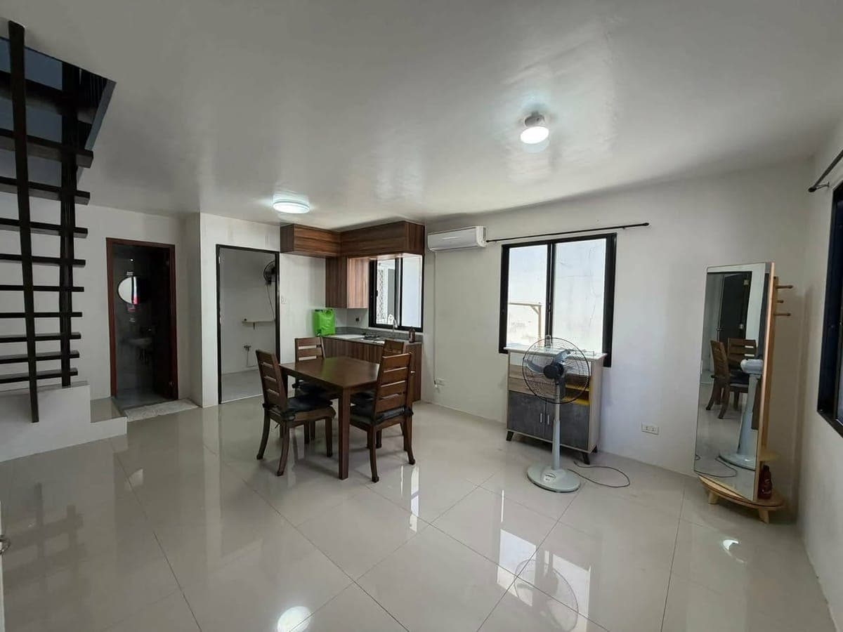 FOR RENT: Semi-Furnished House & Lot in Bliss, Labangon - photo 2