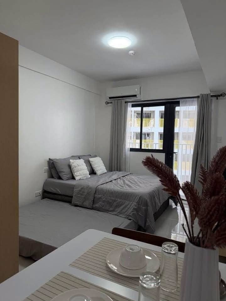 City Clou 27sqm Furnished Studio Unit with BALCONY, ROOM D is now available for long term rent minim... - photo 3