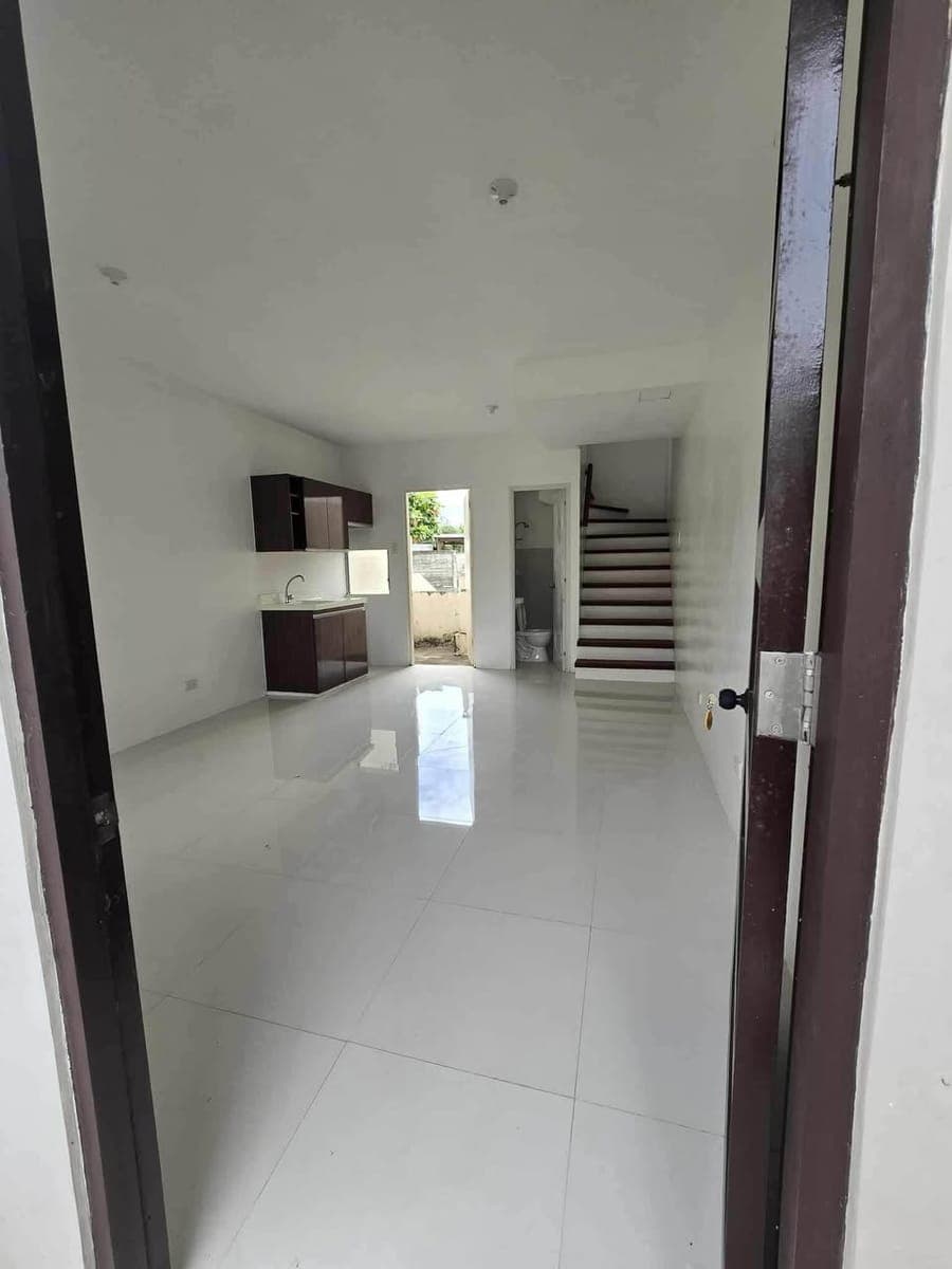 ‼️2BR Townhouse Almond Drive‼️ - photo 1