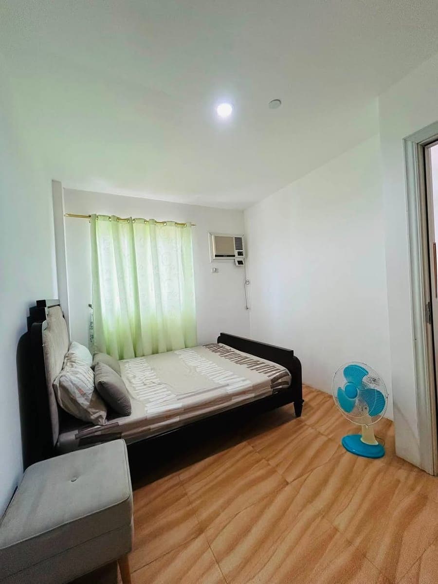 For rent 1BR at AppleOne Banawa - photo 1