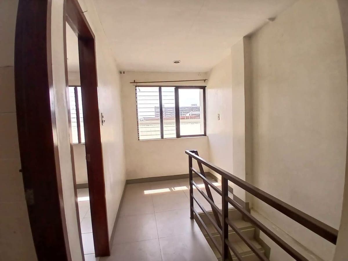 TWO-STOREY APARTMENT FOR RENT - photo 1