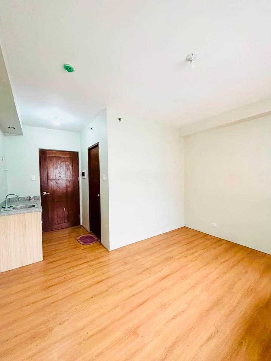 FOR LEASE: Unfurnished Studio in Lahug (Near Cebu IT Park) - photo 2