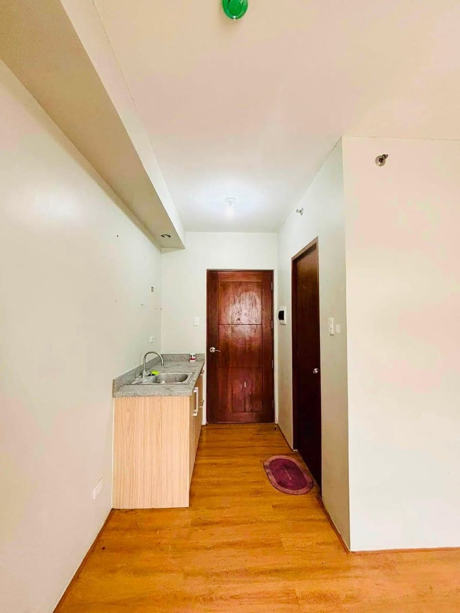 FOR LEASE: Unfurnished Studio in Lahug (Near Cebu IT Park) - photo 4