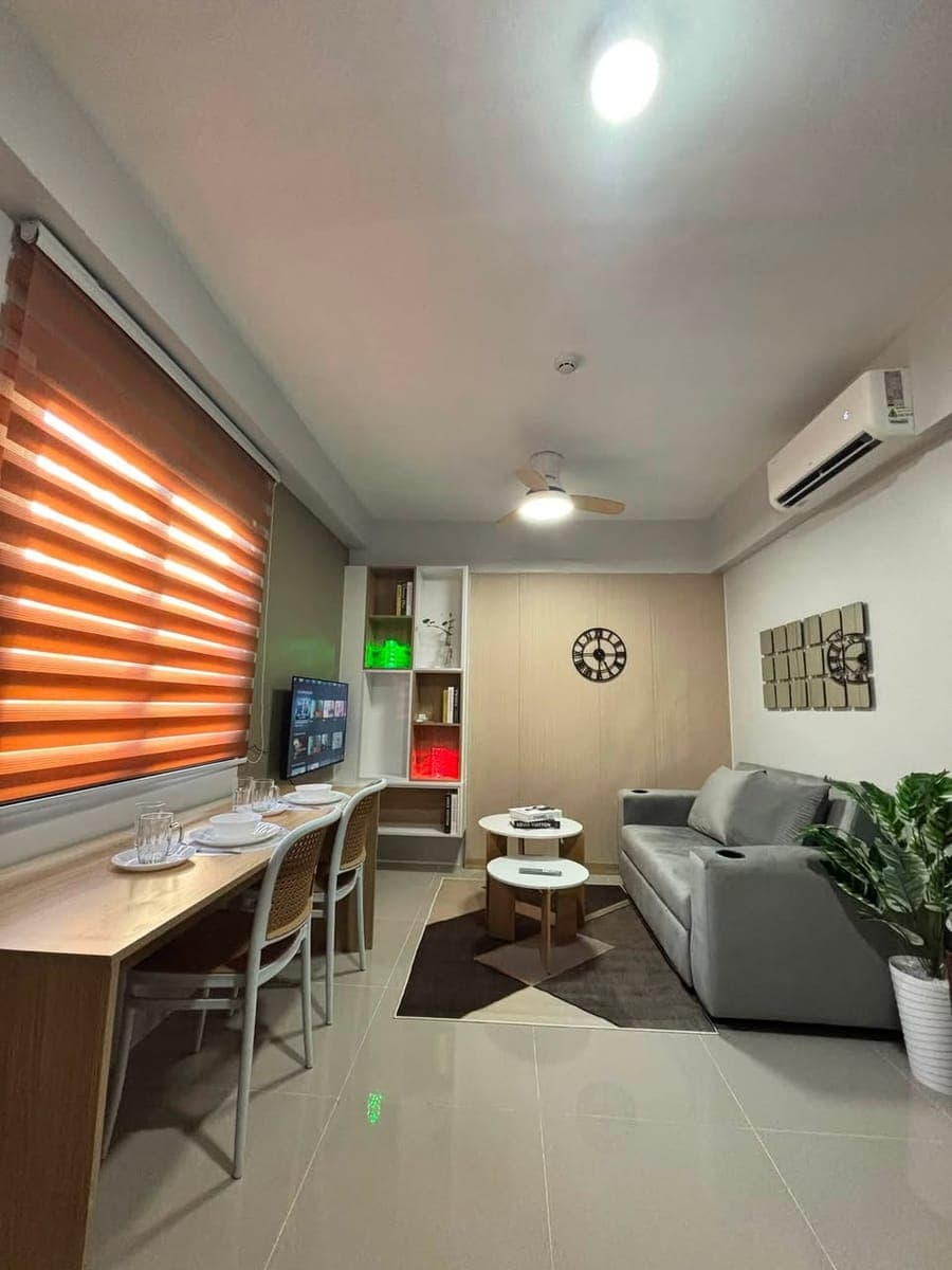 FURNISHED 1BR WITH PARKING FOR RENT! 🚗🏡 - photo 1