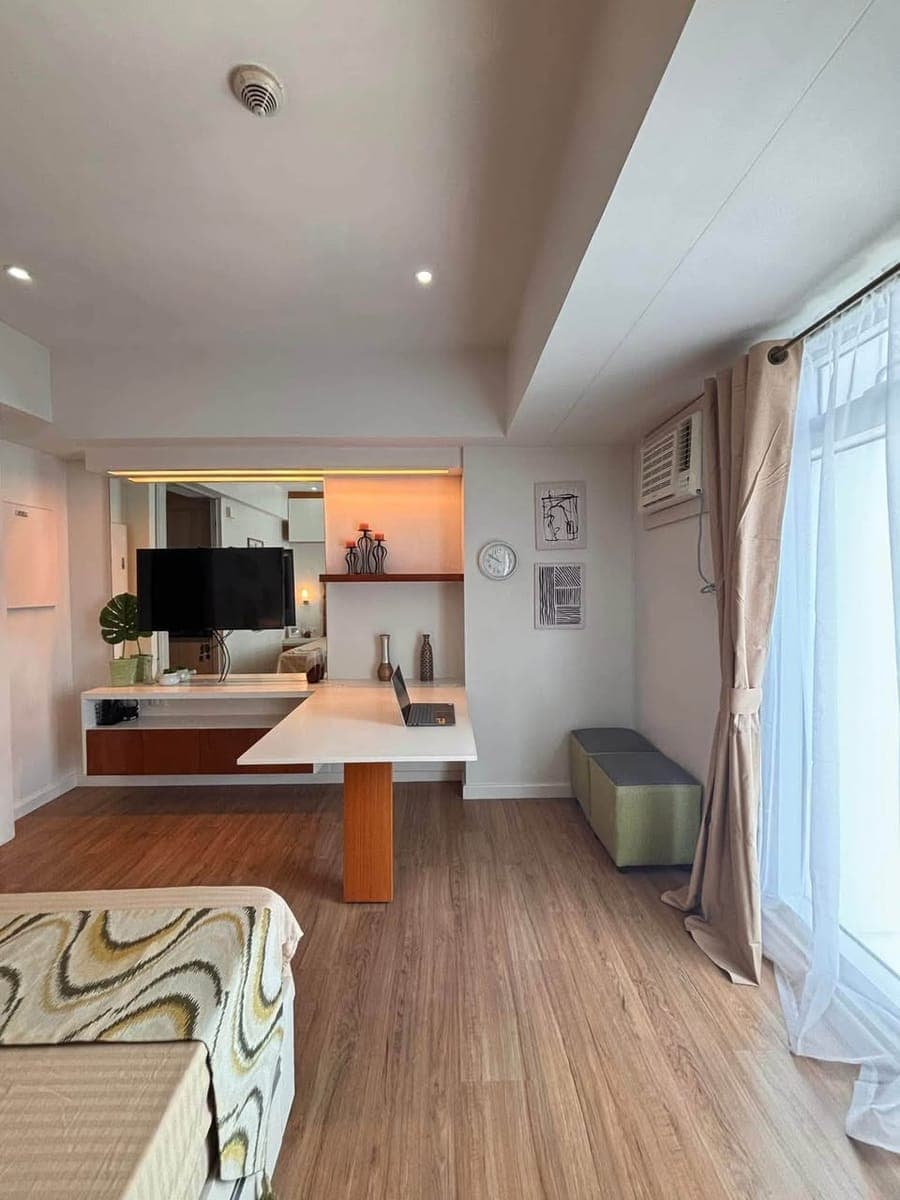 FOR RENT: Fully furnished Studio Unit for rent - photo 2
