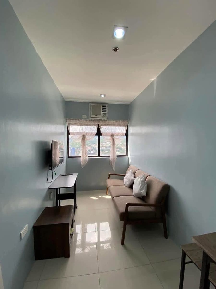 **FOR RENT: Fully Furnished 1-Bedroom Unit – Midpoint Residences** - photo 1