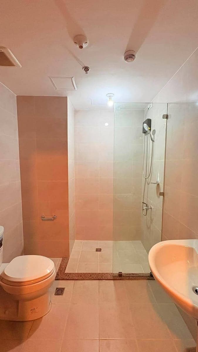 **FOR RENT: Fully Furnished Unit – Mivela Residences** - photo 3