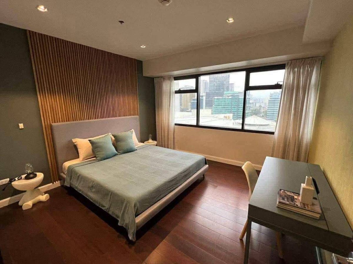 FOR RENT | 1-Bedroom Fully Furnished Unit at Alcoves - photo 2