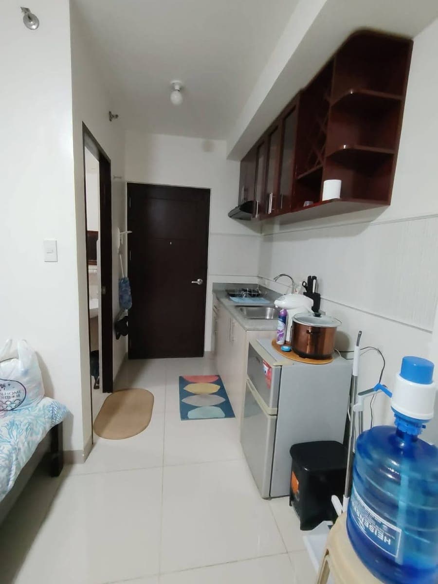 **FOR RENT: Fully Furnished Studio Unit – Casa Mira Towers** - photo 2